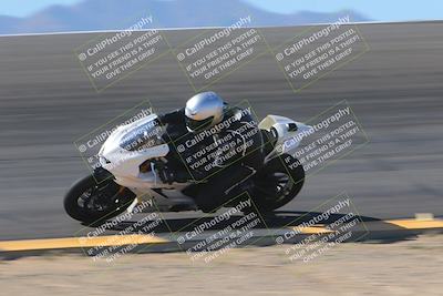 media/Nov-06-2023-Moto Forza (Mon) [[ce023d0744]]/2-Advanced Group/Session 2 (Bowl Speed Pans)/